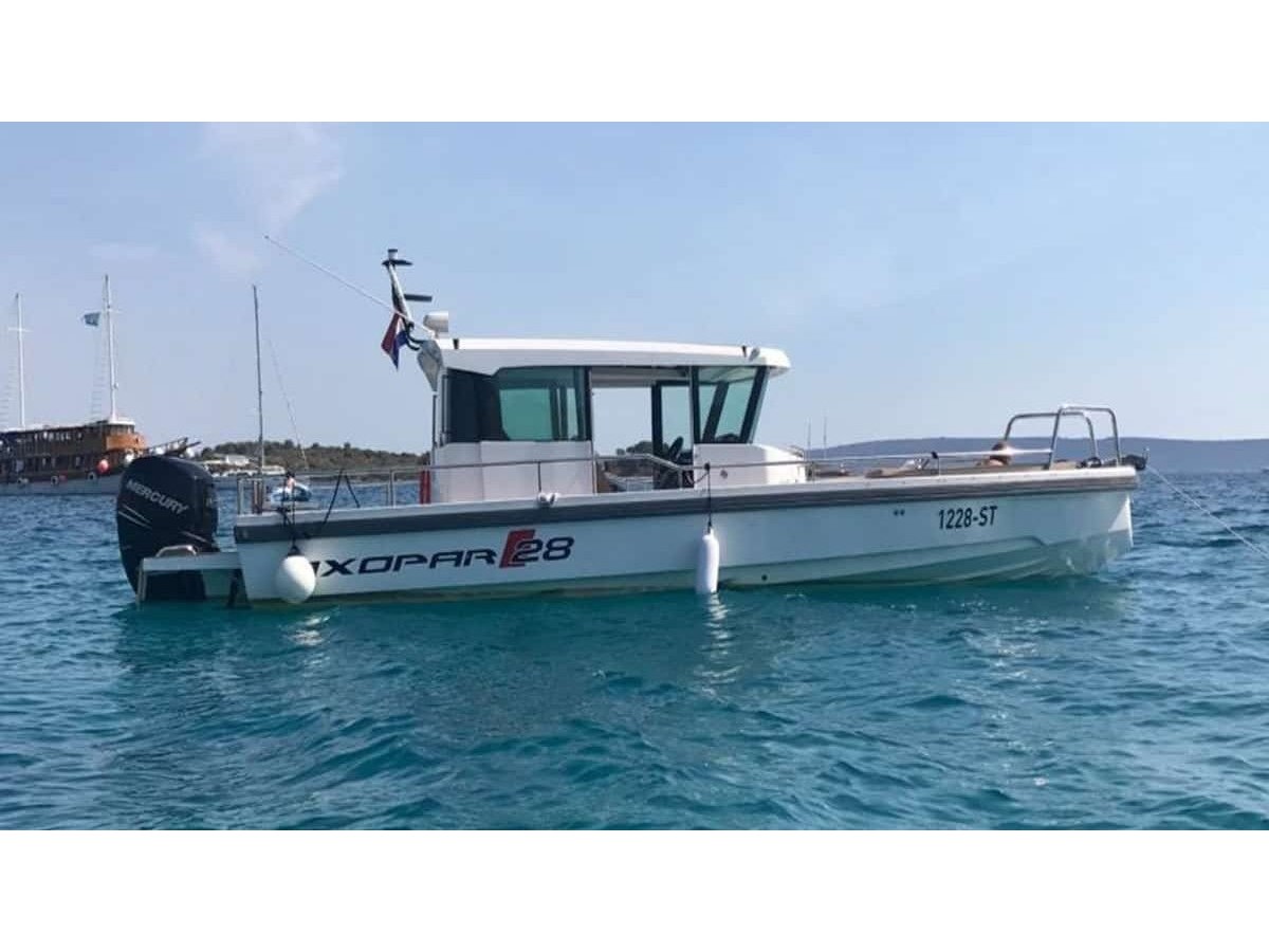 Axopar 28 - Yacht Charter Novi Vinodolski & Boat hire in Croatia Istria and Kvarner Gulf Novi Vinodolski Marina Novi 1