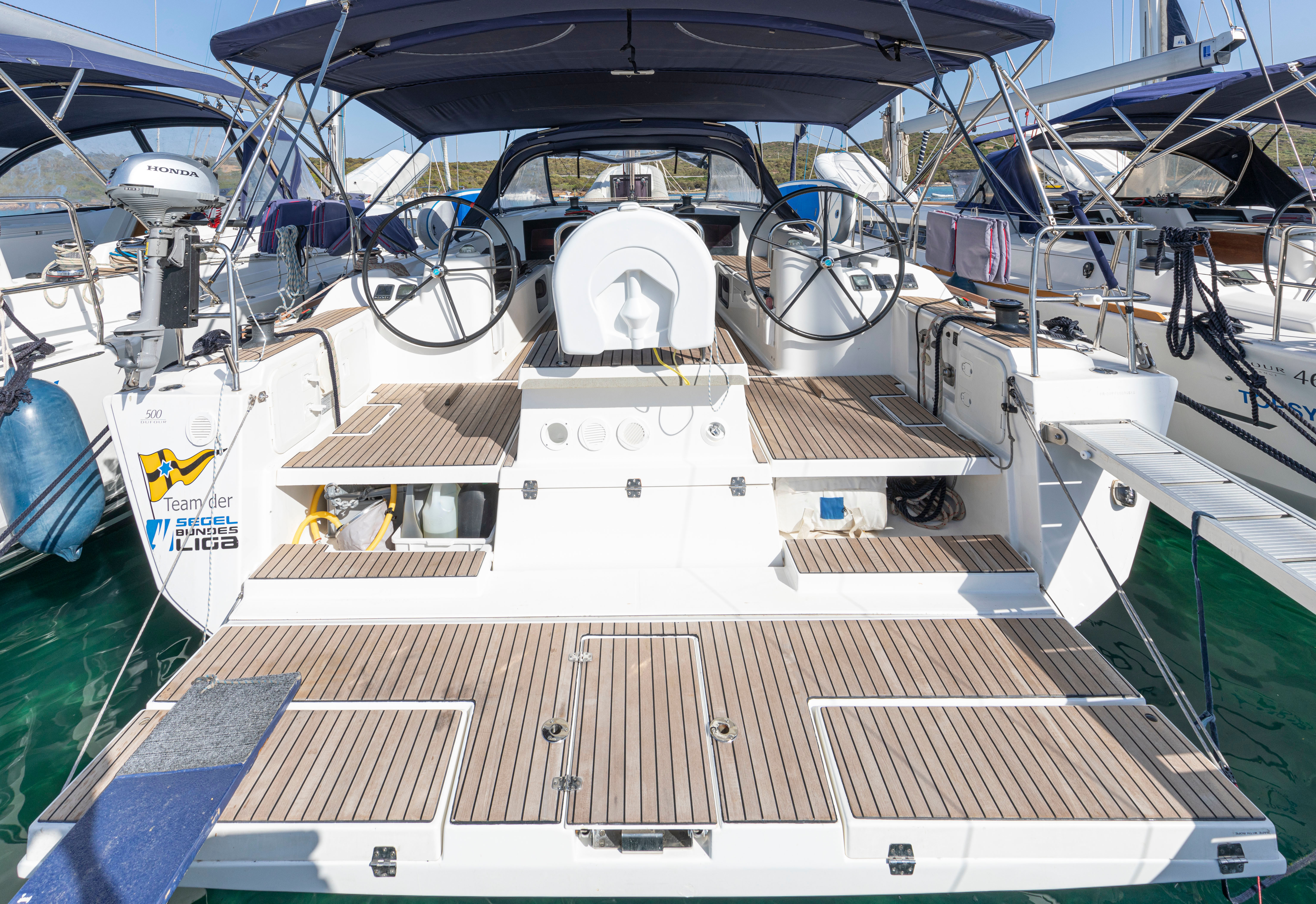 Dufour 500 Grand Large - Yacht Charter San Vincenzo & Boat hire in Italy San Vincenzo Marina di San Vincenzo 4