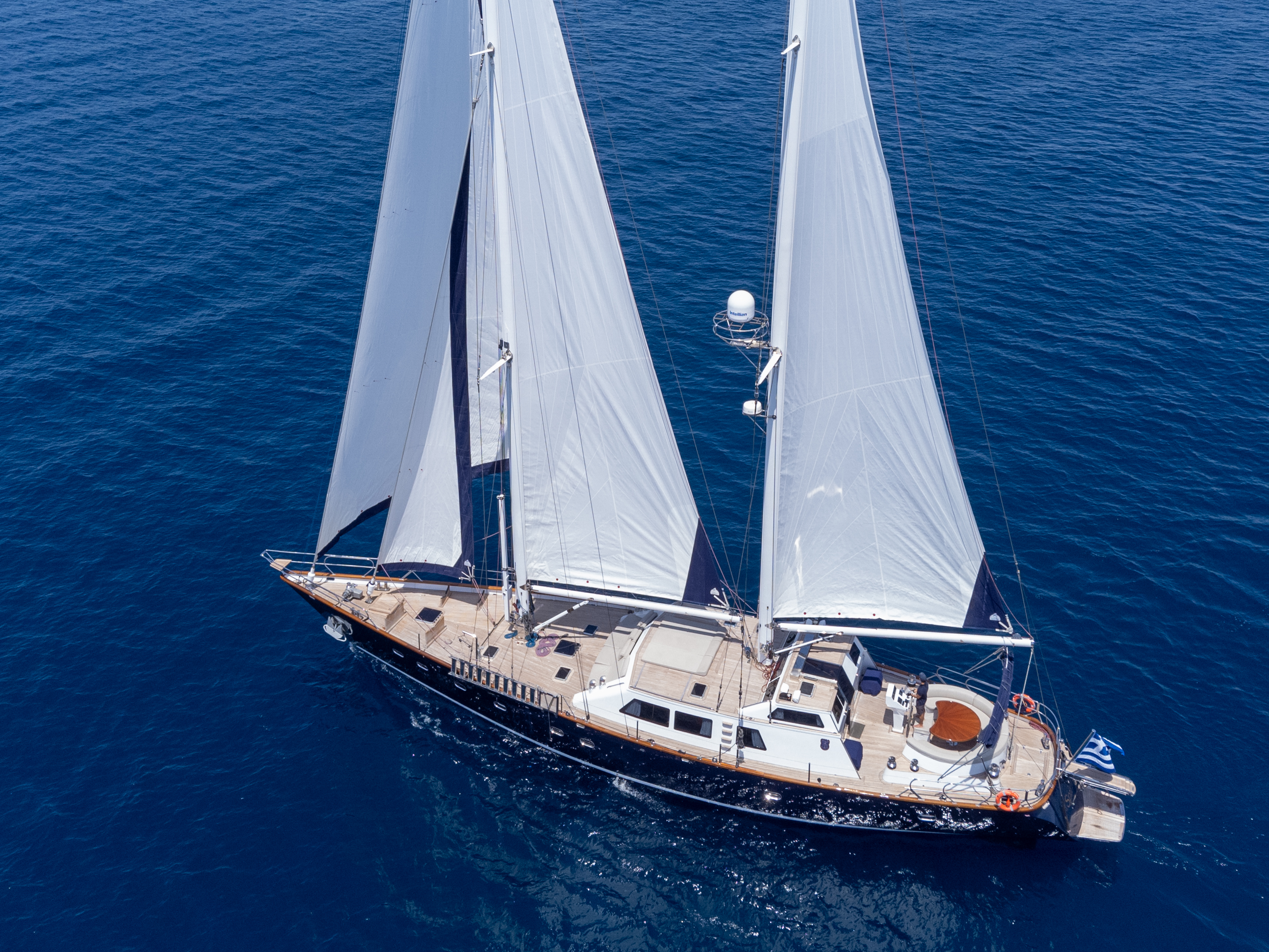 CCYD 85 - Superyacht charter St Martin & Boat hire in Greece Athens and Saronic Gulf Athens Piraeus Marina Zea 6