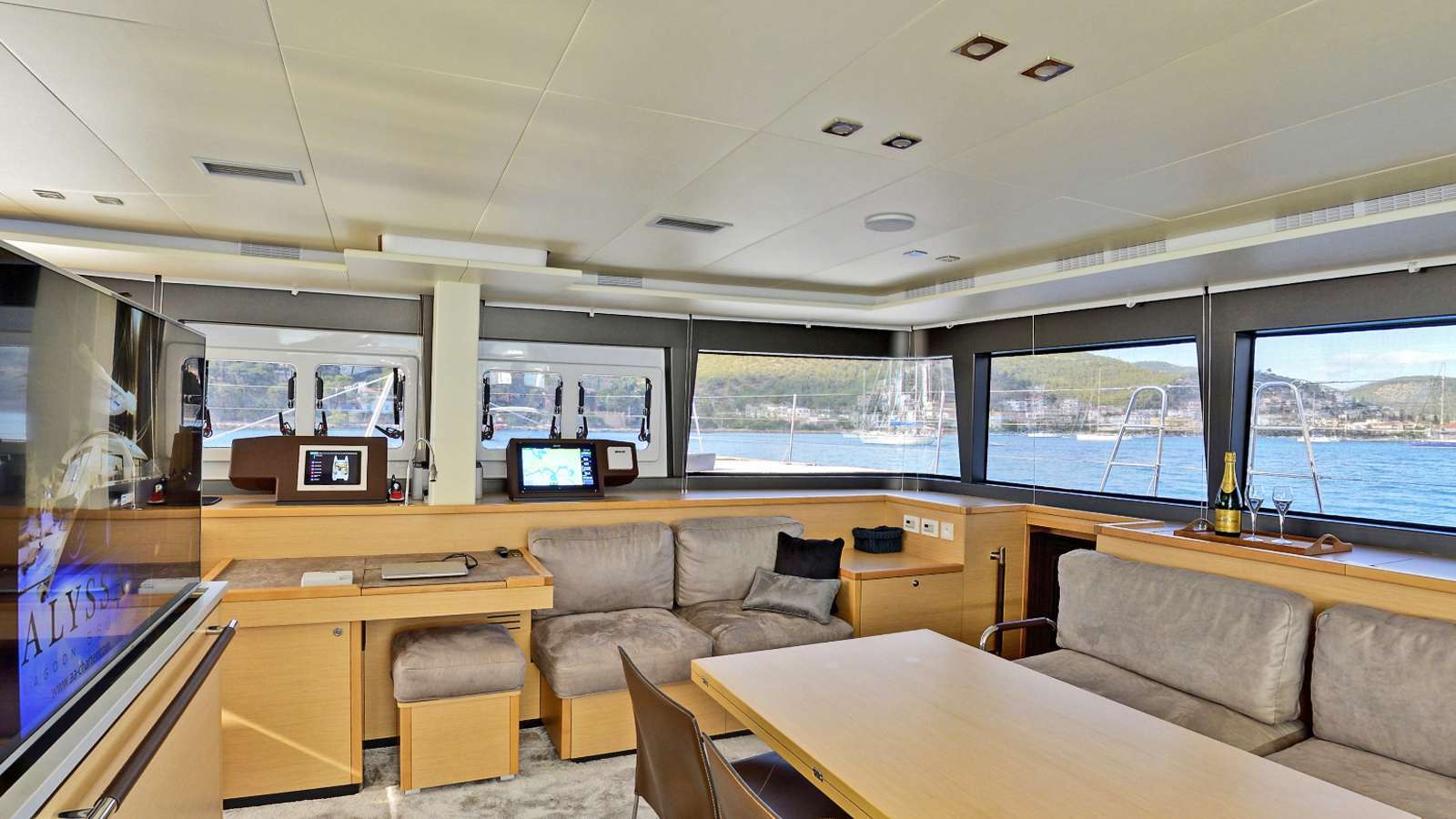 FOR SAIL - Catamaran Charter Greece & Boat hire in Greece 3