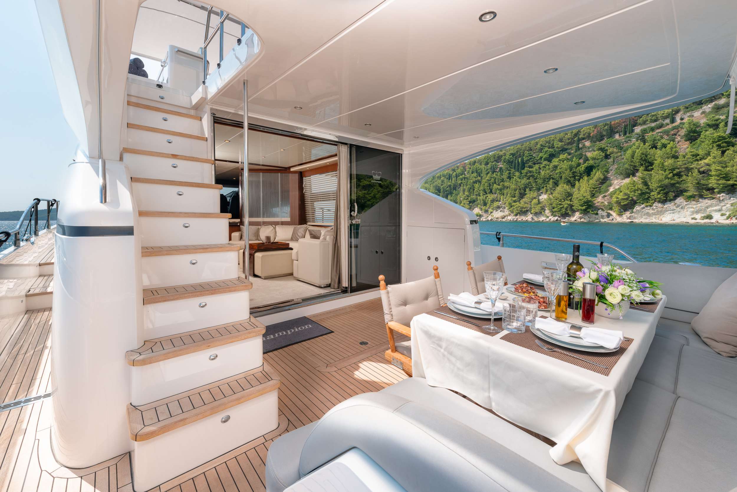 Princess 72 Fly Champion - Yacht Charter Solta & Boat hire in Croatia 5