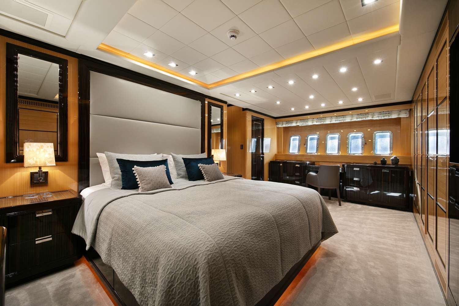 Bo - Luxury yacht charter France & Boat hire in Fr. Riviera, Corsica & Sardinia 6