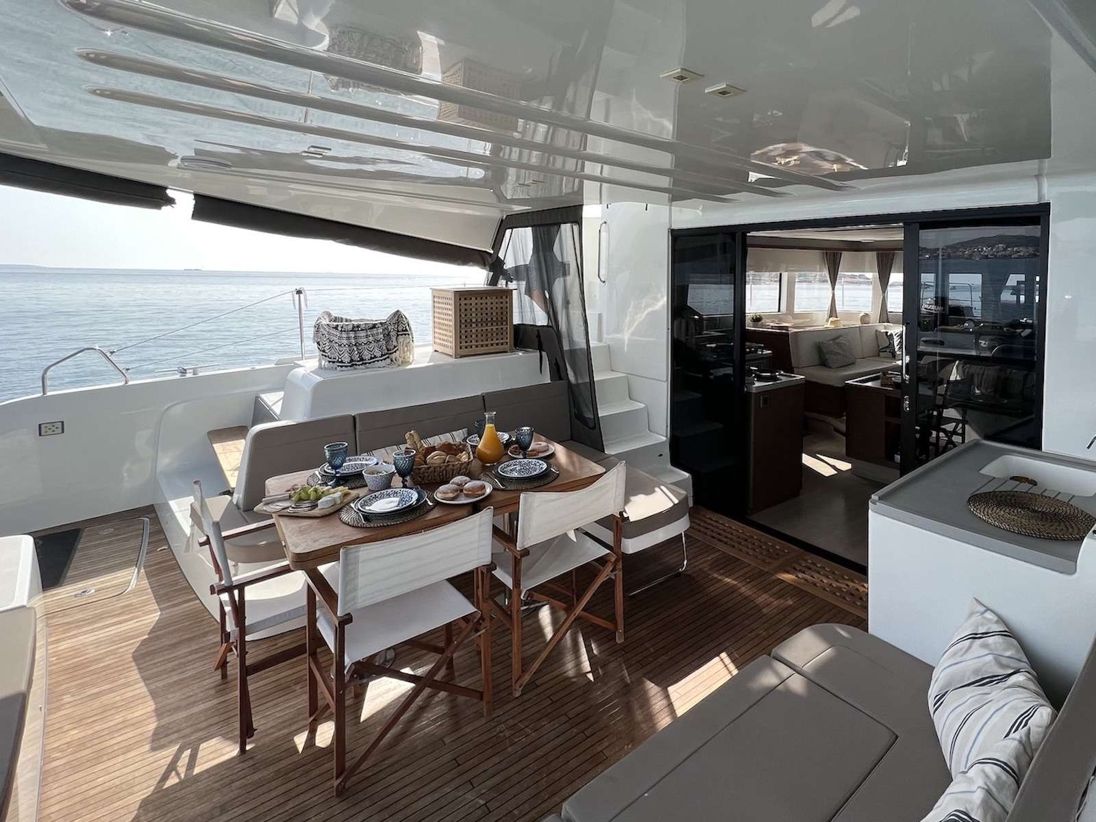 SOPHIA - Yacht Charter Achillio & Boat hire in Greece 4