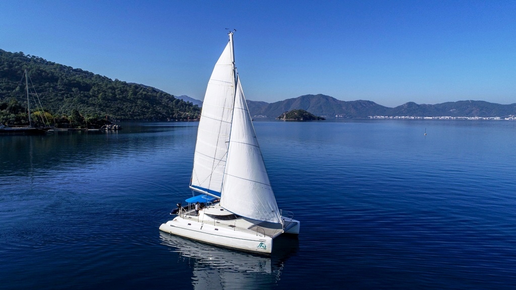 Athena 38 - 4 cab. - Catamaran charter Marmaris & Boat hire in Turkey Turkish Riviera Carian Coast Marmaris Marmaris Yacht Marina 4