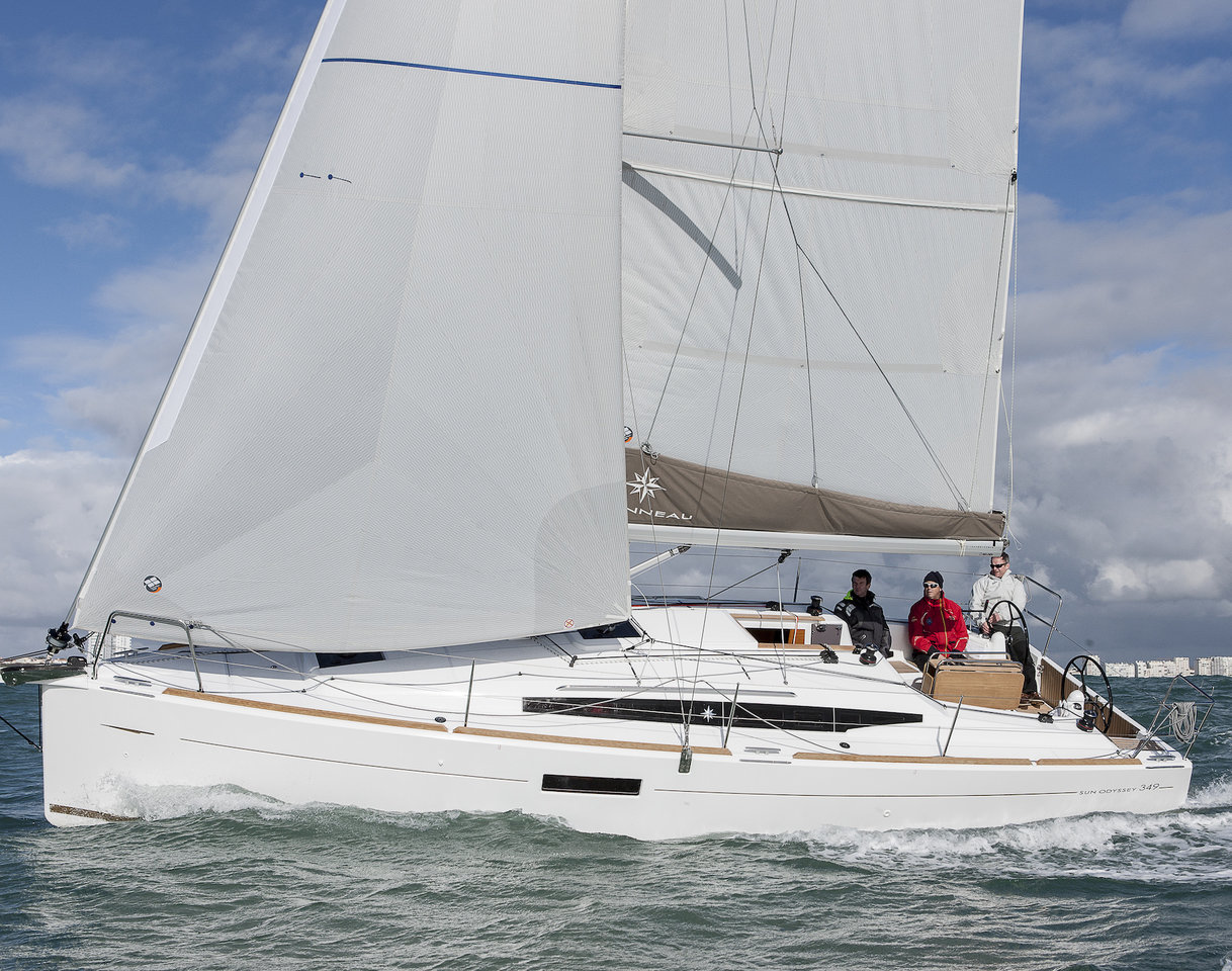 Sun Odyssey 349 - Yacht Charter Scotland & Boat hire in United Kingdom Scotland Firth of Clyde Largs Largs Yacht Haven 3