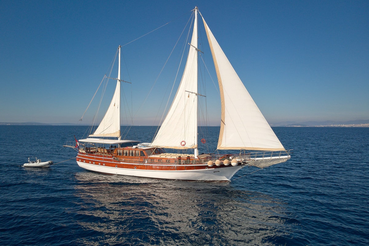Linda - Superyacht charter Croatia & Boat hire in Croatia Split-Dalmatia Split Split Port of Split 4