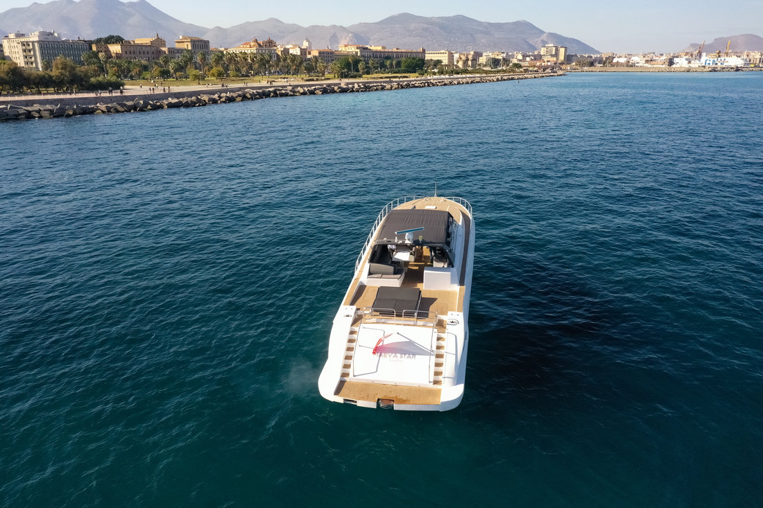 Leopard 23 - 3 + 1 cab. - Motor Boat Charter Sicily & Boat hire in Italy Sicily Aeolian Islands Milazzo Marina Poseidon 2