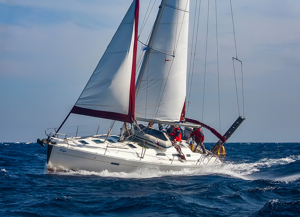 Oceanis Clipper 393 - Yacht Charter Syros & Boat hire in Greece Syros Syros 1