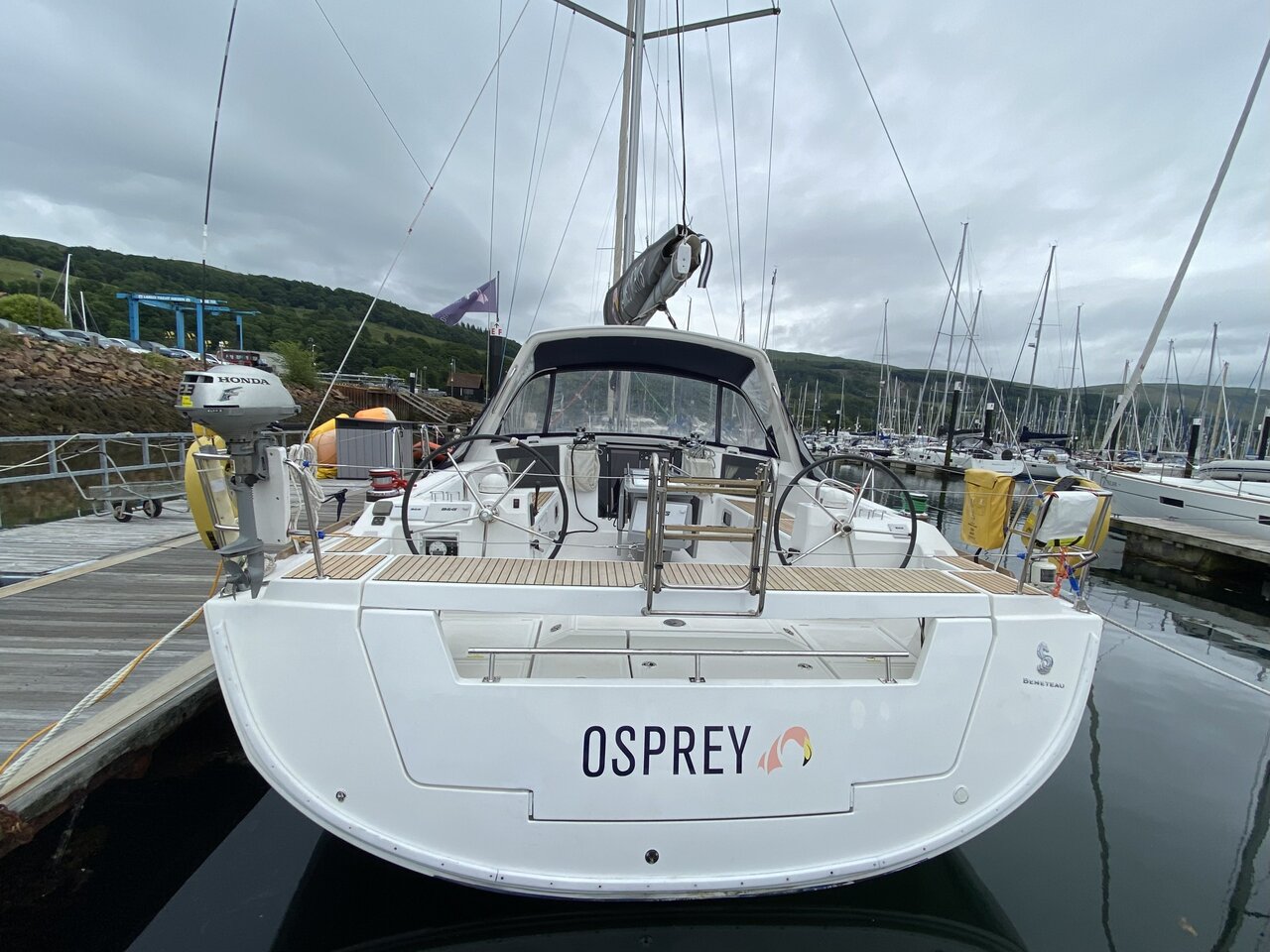 Oceanis 45 - 4 cab. - Yacht Charter United Kingdom & Boat hire in United Kingdom Scotland Firth of Clyde Largs Largs Yacht Haven 1