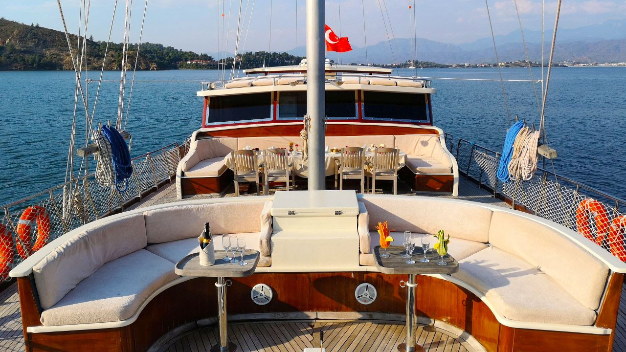 Diamond L - Motor Boat Charter Turkey & Boat hire in Turkey Turkish Riviera Carian Coast Bodrum Milta Bodrum Marina 6
