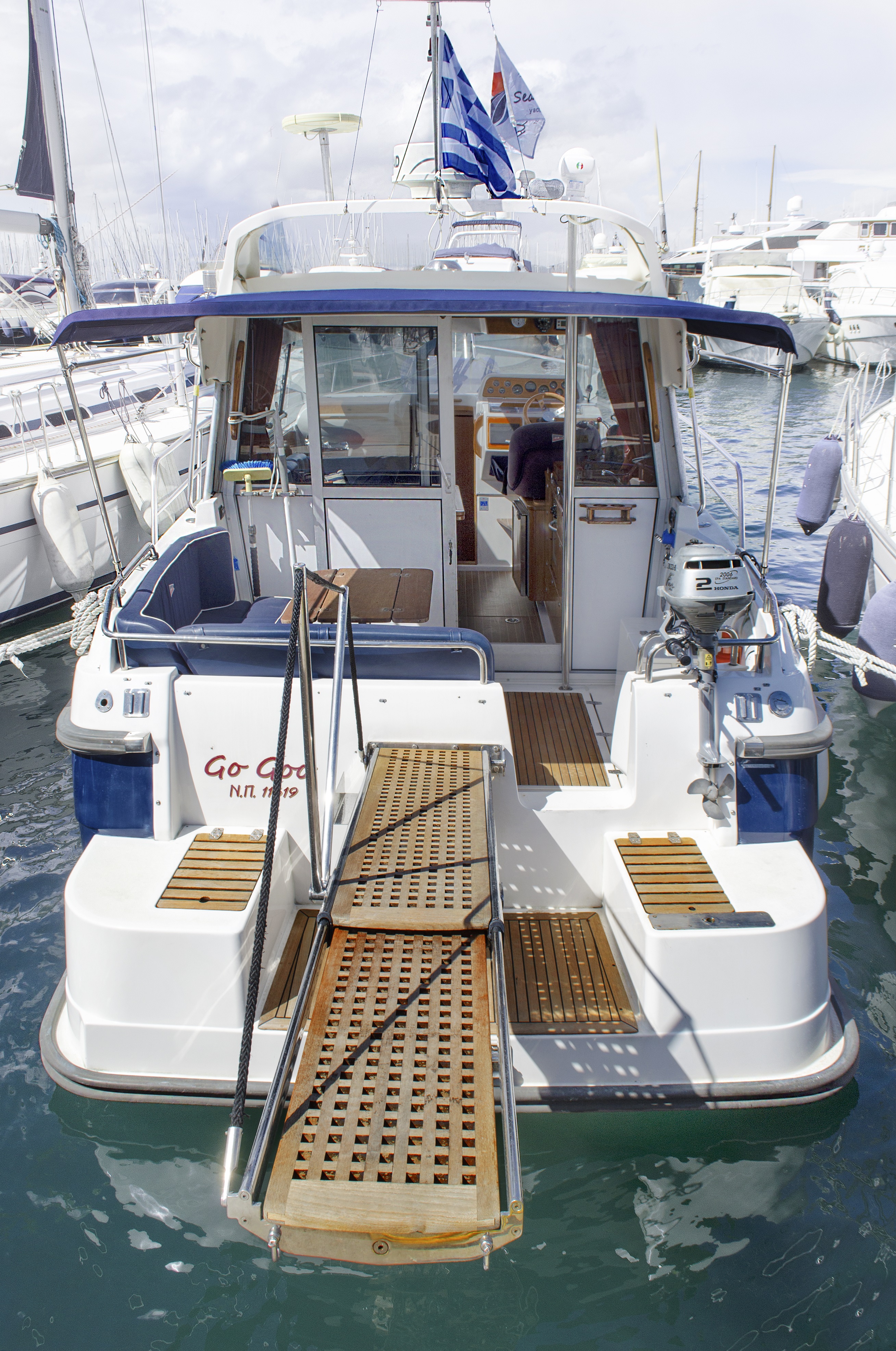Nimbus 320 Coupe - Gulet charter Greece & Boat hire in Greece Athens and Saronic Gulf Athens Alimos Alimos Marina 4