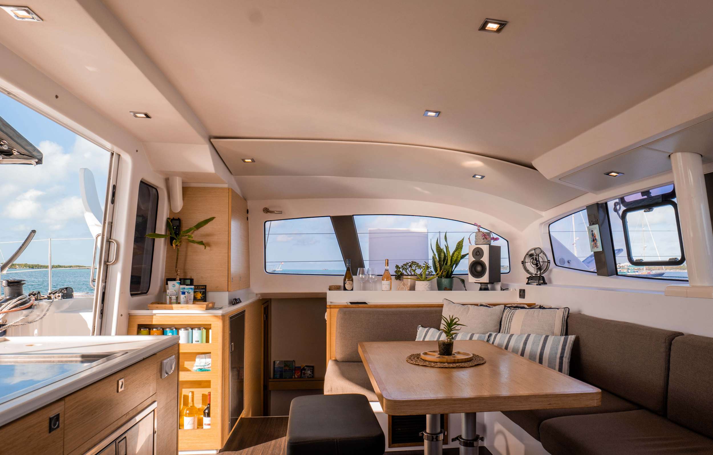 La Vagabonde - Luxury yacht charter Bahamas & Boat hire in Bahamas 2