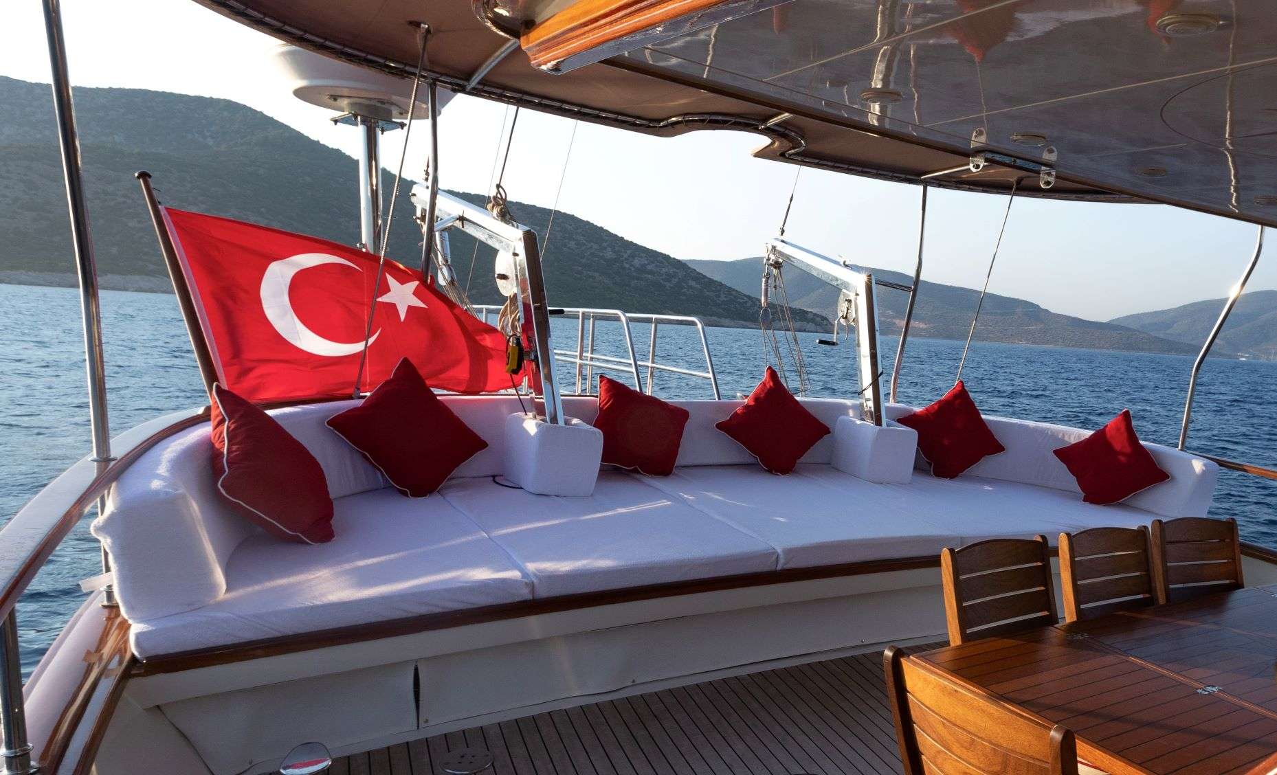 Siyu - Yacht Charter Marmaris & Boat hire in Greece & Turkey 4