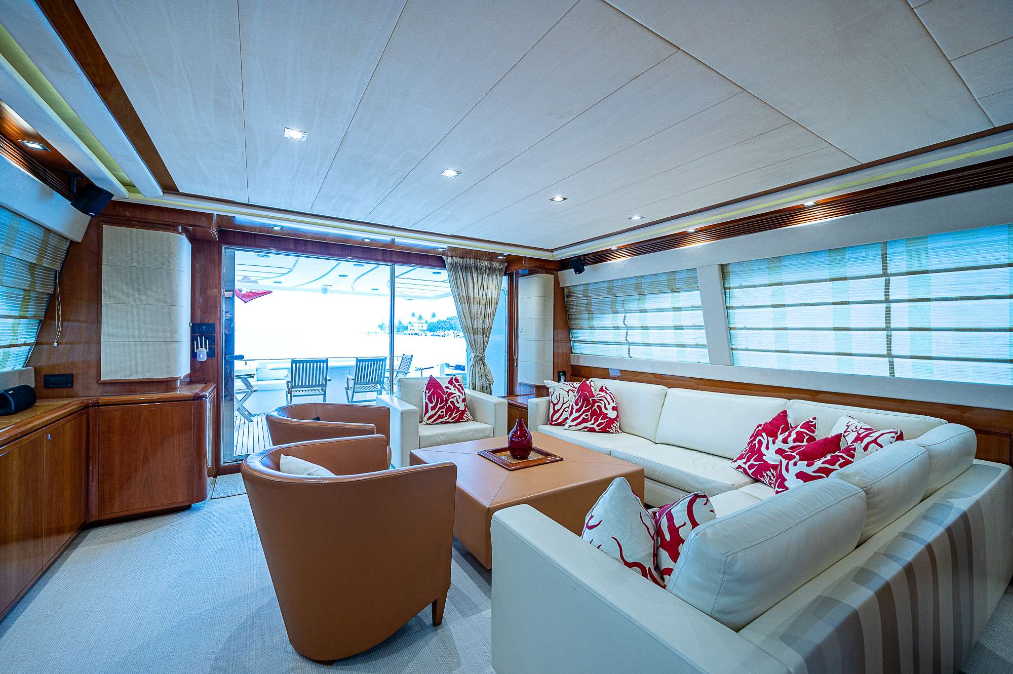 La Paloma  - Luxury yacht charter Bahamas & Boat hire in Florida & Bahamas 2