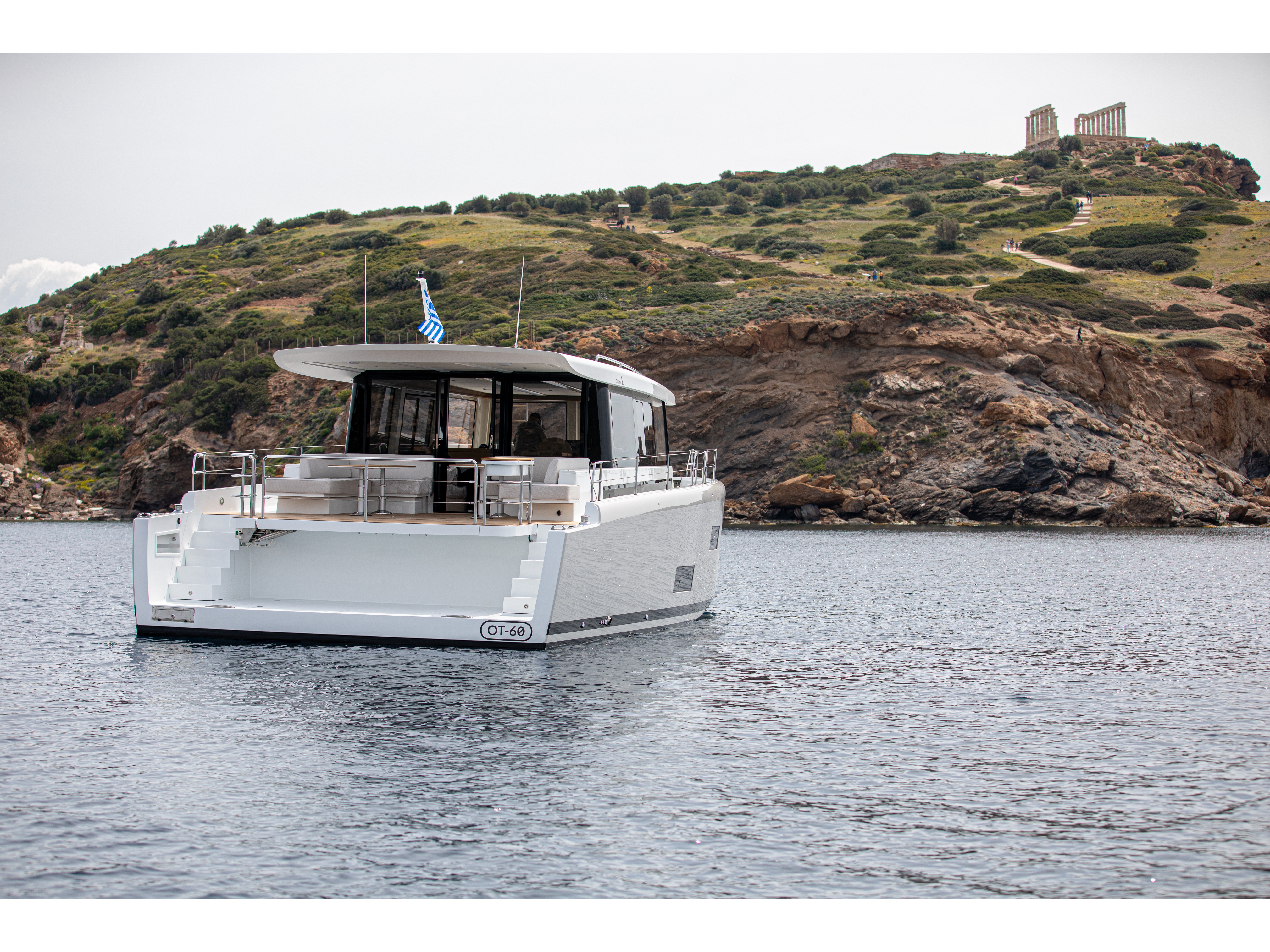 Omikron OT60 - Motor Boat Charter Greece & Boat hire in Greece Athens and Saronic Gulf Lavrion Olympic Marina 2