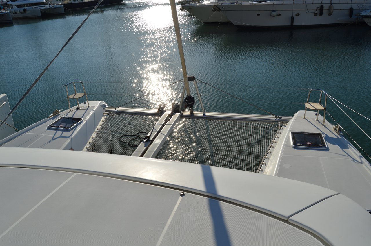 Lagoon 42 - 4 + 2 cab. - Yacht Charter Piraeus & Boat hire in Greece Athens and Saronic Gulf Athens Piraeus Marina Zea 3