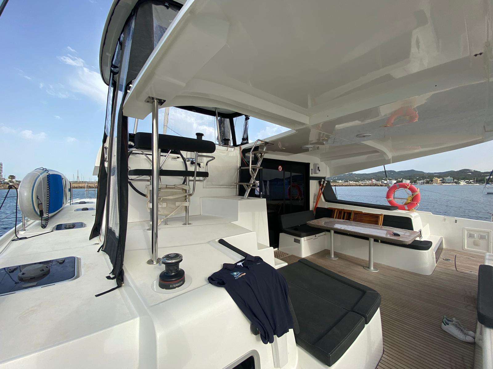AZURITE - Yacht Charter El Masnou & Boat hire in Balearics & Spain 2