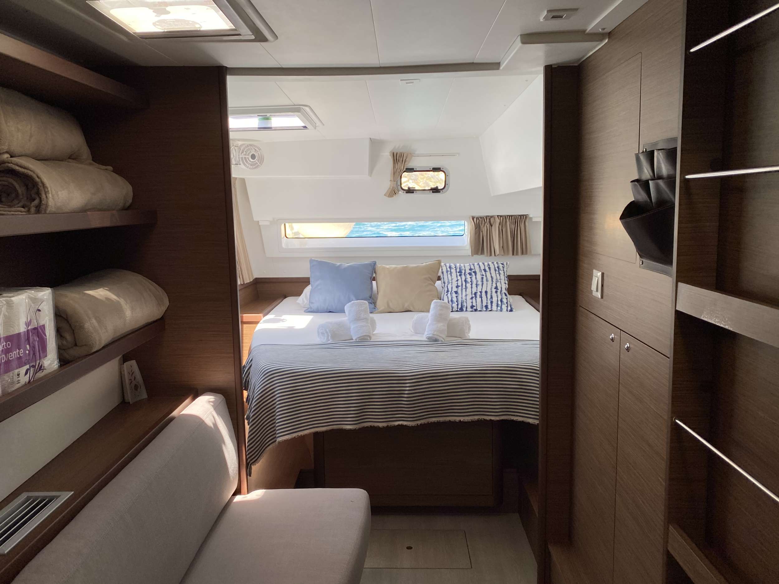 AZURITE - Yacht Charter Can Pastilla & Boat hire in Balearics & Spain 5