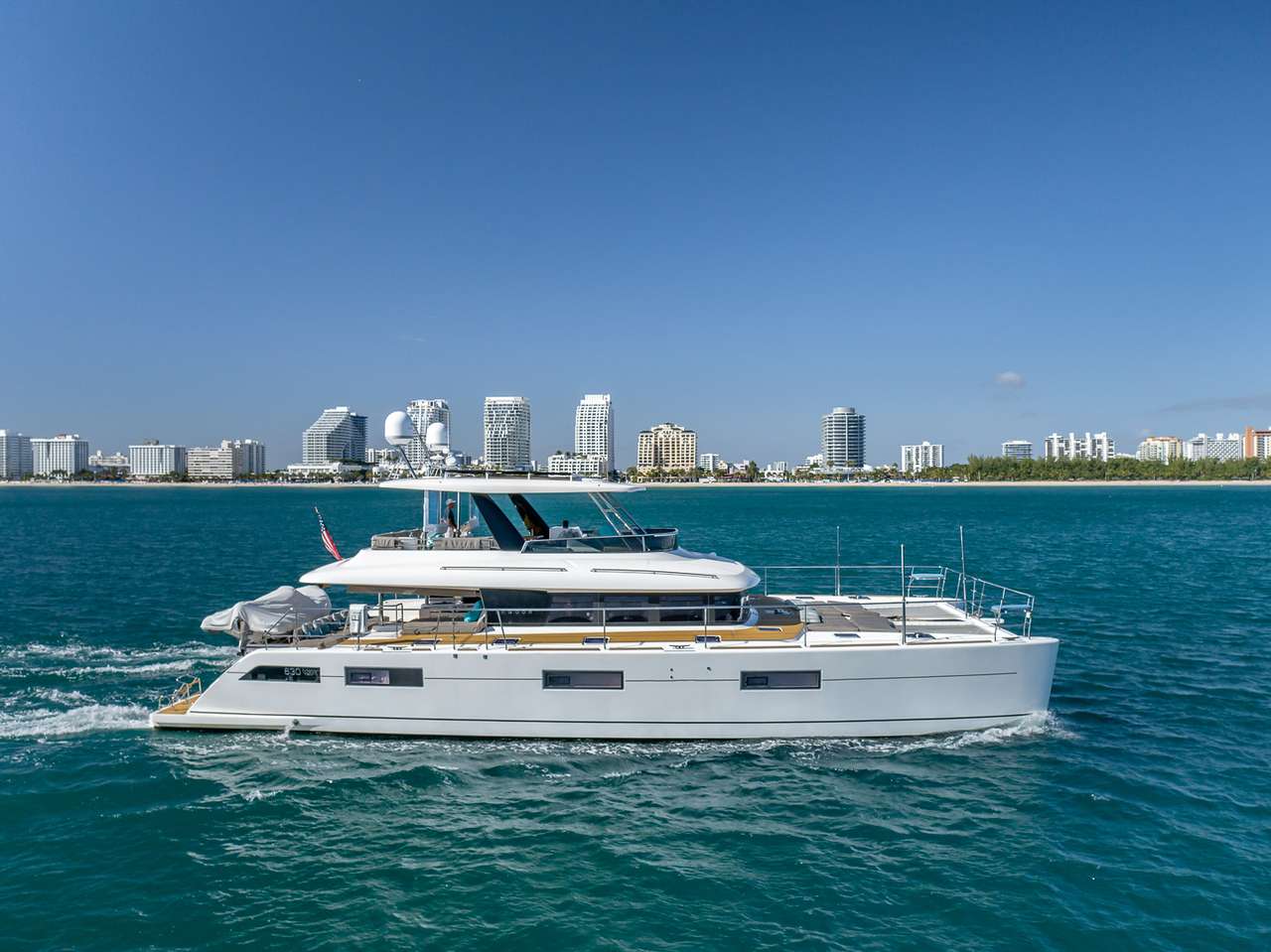 Lagoon Power 63 - Catamaran Charter USA & Boat hire in United States Florida Miami Port Miami 3