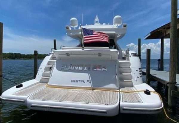 Azimut 86 s - Superyacht charter Saint Lucia & Boat hire in United States Florida Miami Port Miami 1