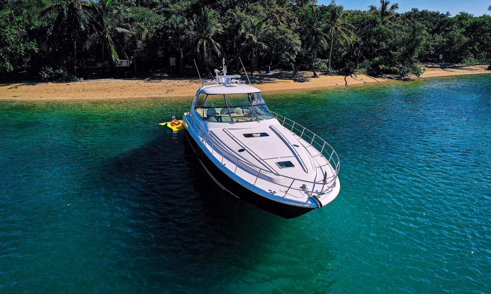Sea Ray 60 Sundancer - Yacht Charter Fort Lauderdale & Boat hire in United States Florida Fort Lauderdale Aventura 2