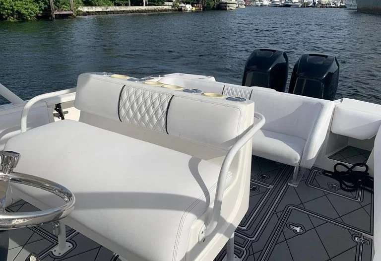 intrepid 32 - Motor Boat Charter USA & Boat hire in United States Florida Miami Port Miami 6