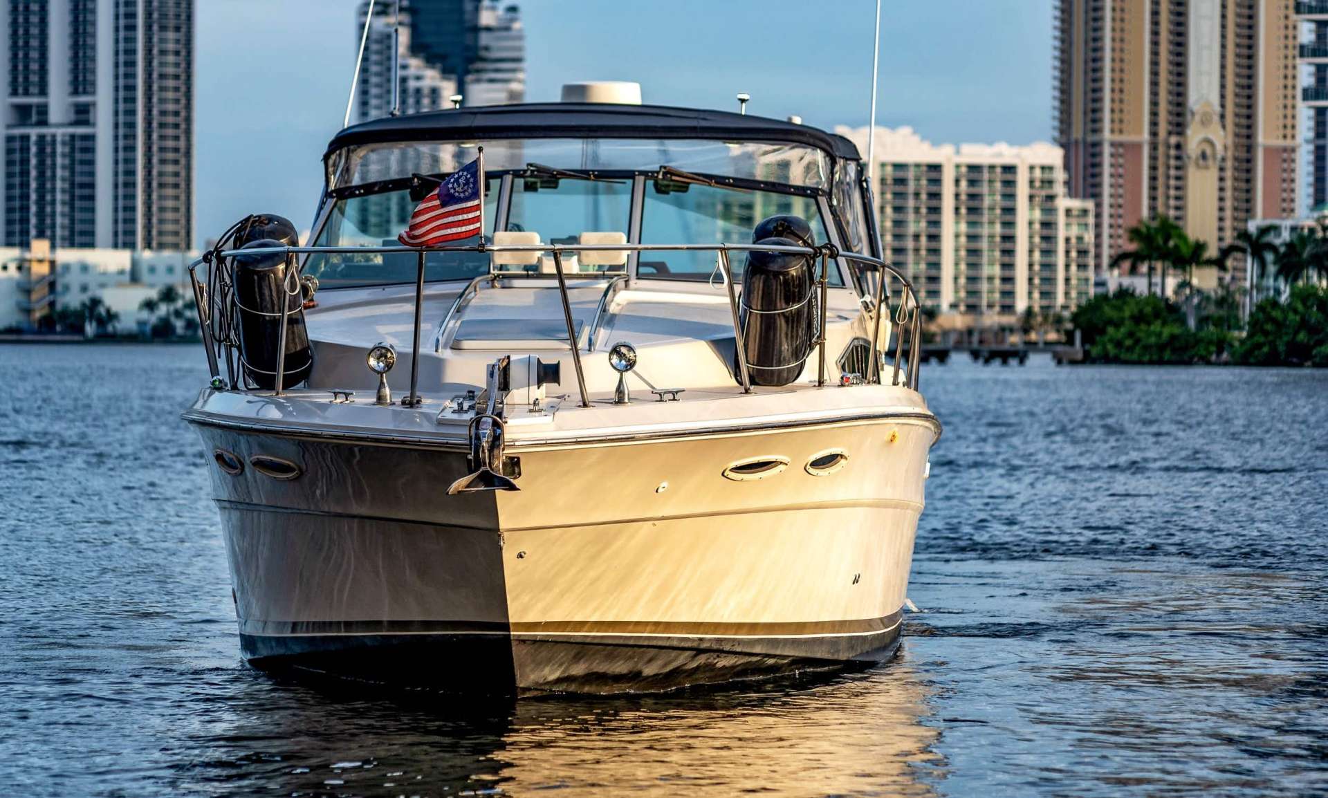 Sea Ray 370 Express Cruiser - Yacht Charter Fort Lauderdale & Boat hire in United States Florida Fort Lauderdale Aventura 3