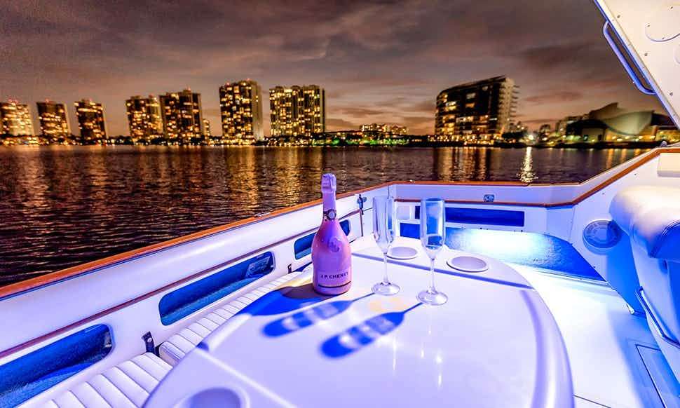 Sea Ray 370 Express Cruiser - Yacht Charter Fort Lauderdale & Boat hire in United States Florida Fort Lauderdale Aventura 6