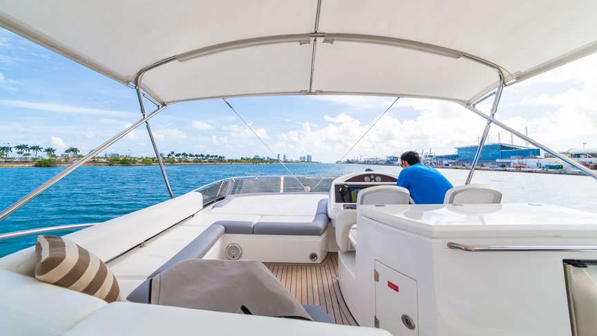 Manhattan 70 - Yacht Charter Miami & Boat hire in United States Florida Miami Beach Miami Beach Marina 6
