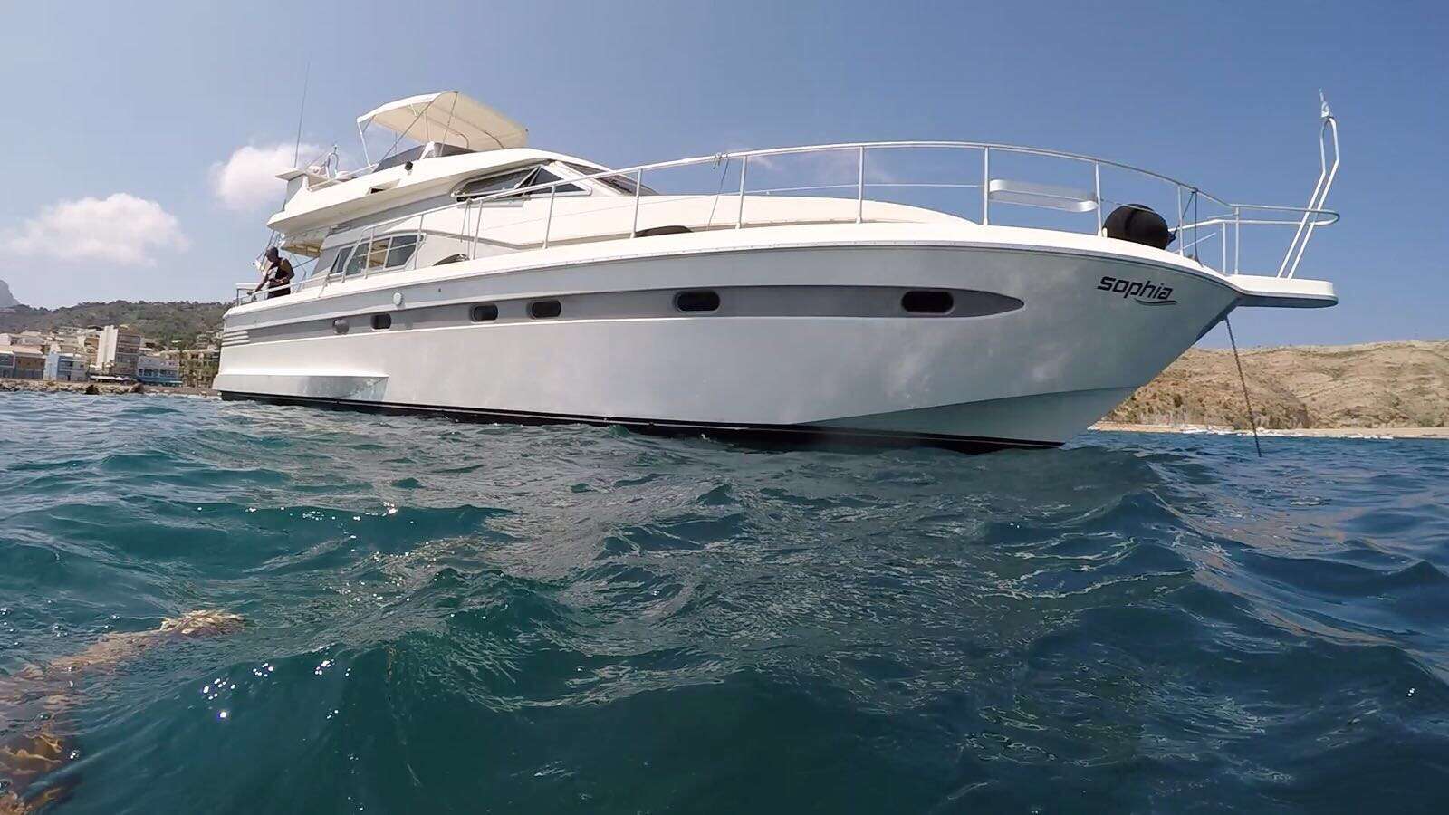 Astondoa GLX - Yacht Charter Alicante & Boat hire in Spain Costa Blanca Denia Marina El Portet 5