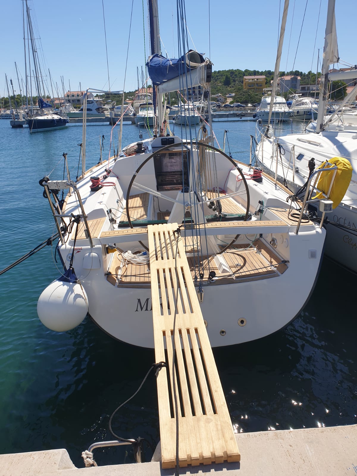 Elan 340 - Yacht Charter Sukosan & Boat hire in Croatia Zadar Sukošan Marina D-Marin Dalmacija 4