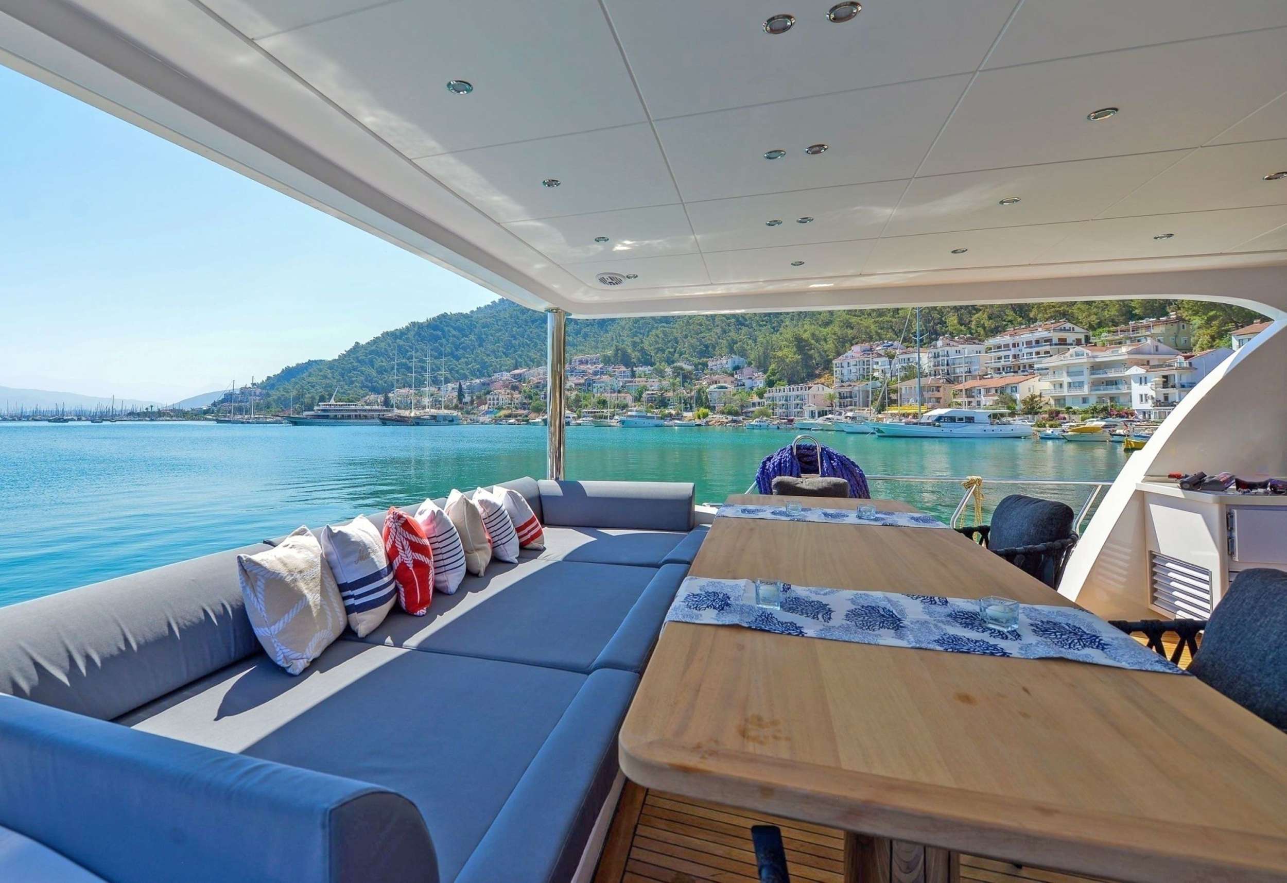 FLOKI - Yacht Charter Istanbul & Boat hire in Greece & Turkey 3