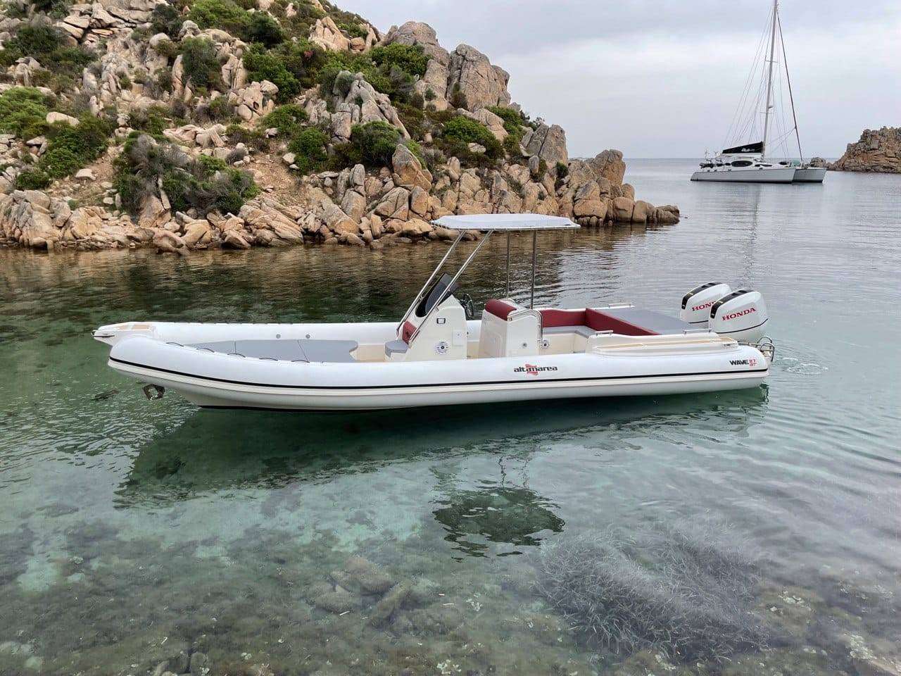 Wave 27 GT - Motor Boat Charter Sardinia & Boat hire in Italy Sardinia Costa Smeralda Cannigione Cannigione 2