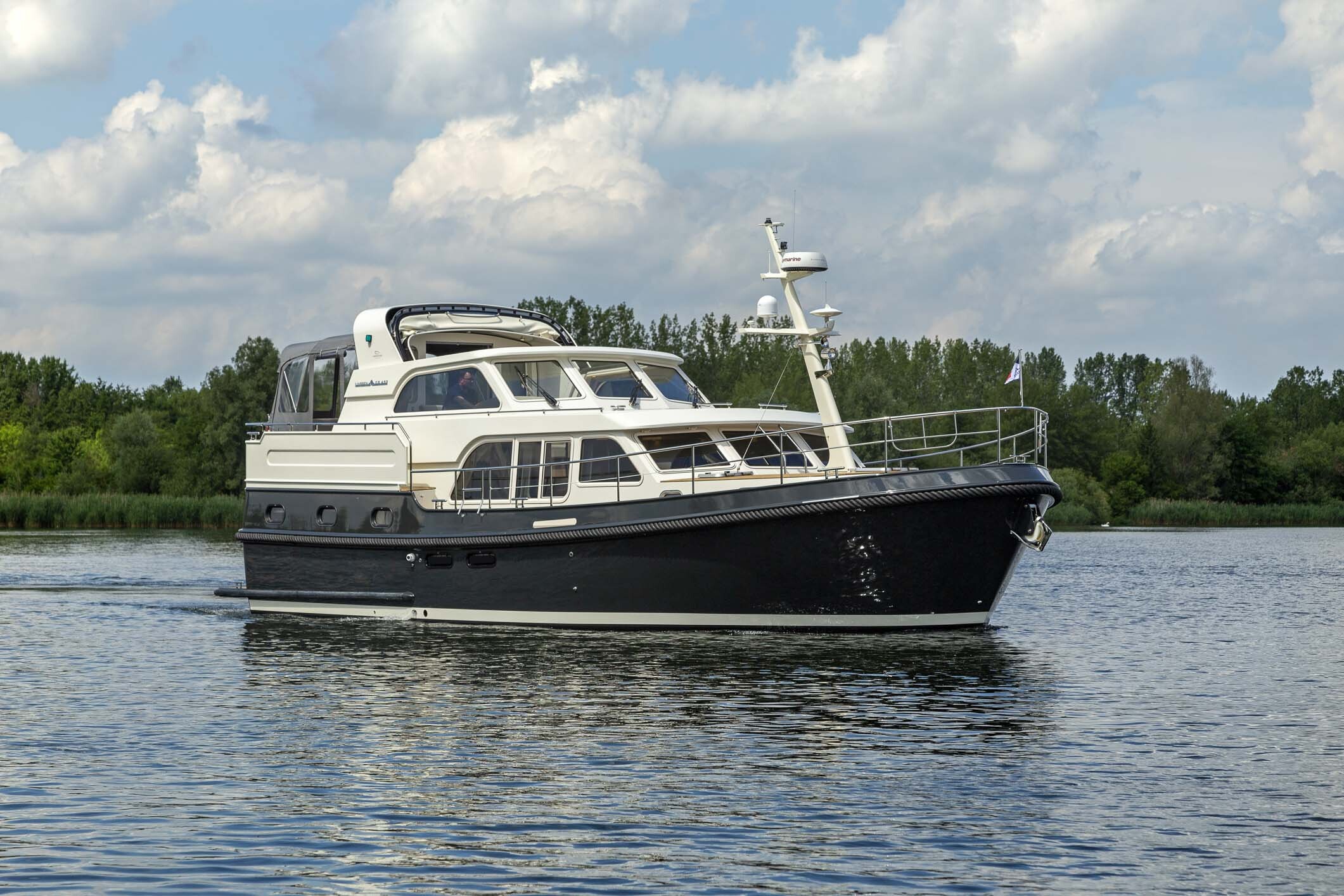 Linssen Grand Sturdy 450 Variotop - Yacht Charter Belgium & Boat hire in Belgium Kinrooi Kinrooi 4