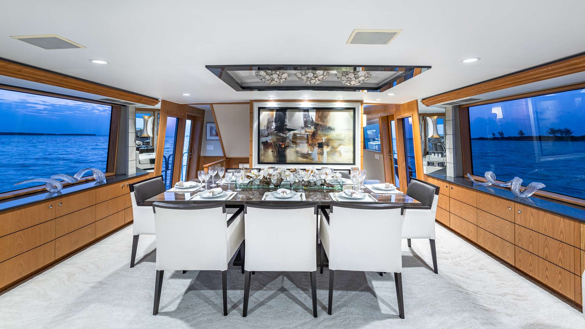 MARGATE - Luxury yacht charter Bahamas & Boat hire in Bahamas 3