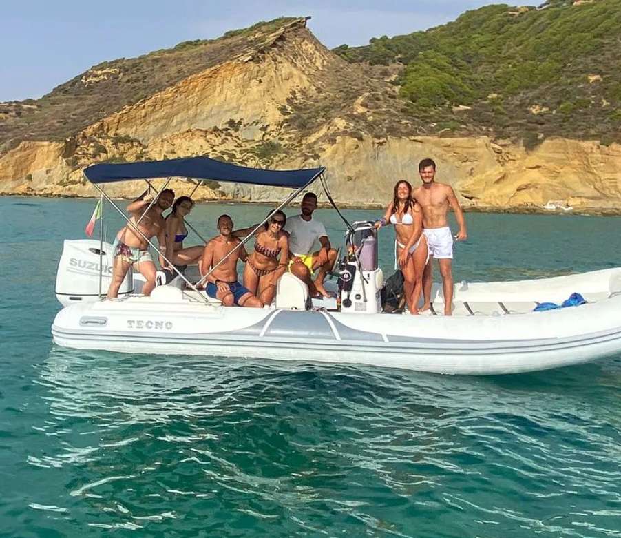 Tecno Noisy - Motor Boat Charter Sicily & Boat hire in Italy Sicily Agrigento San Leone 3