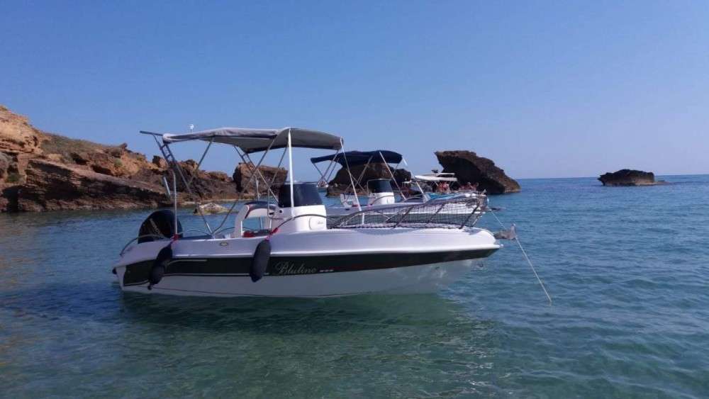 Bluline 19 Open Sport - Motor Boat Charter Sicily & Boat hire in Italy Sicily Agrigento San Leone 1