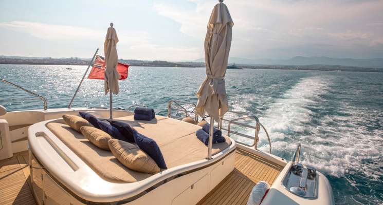 Leopard Sport 24 - Yacht Charter Cogolin & Boat hire in France French Riviera St. Tropez Saint Tropez 3