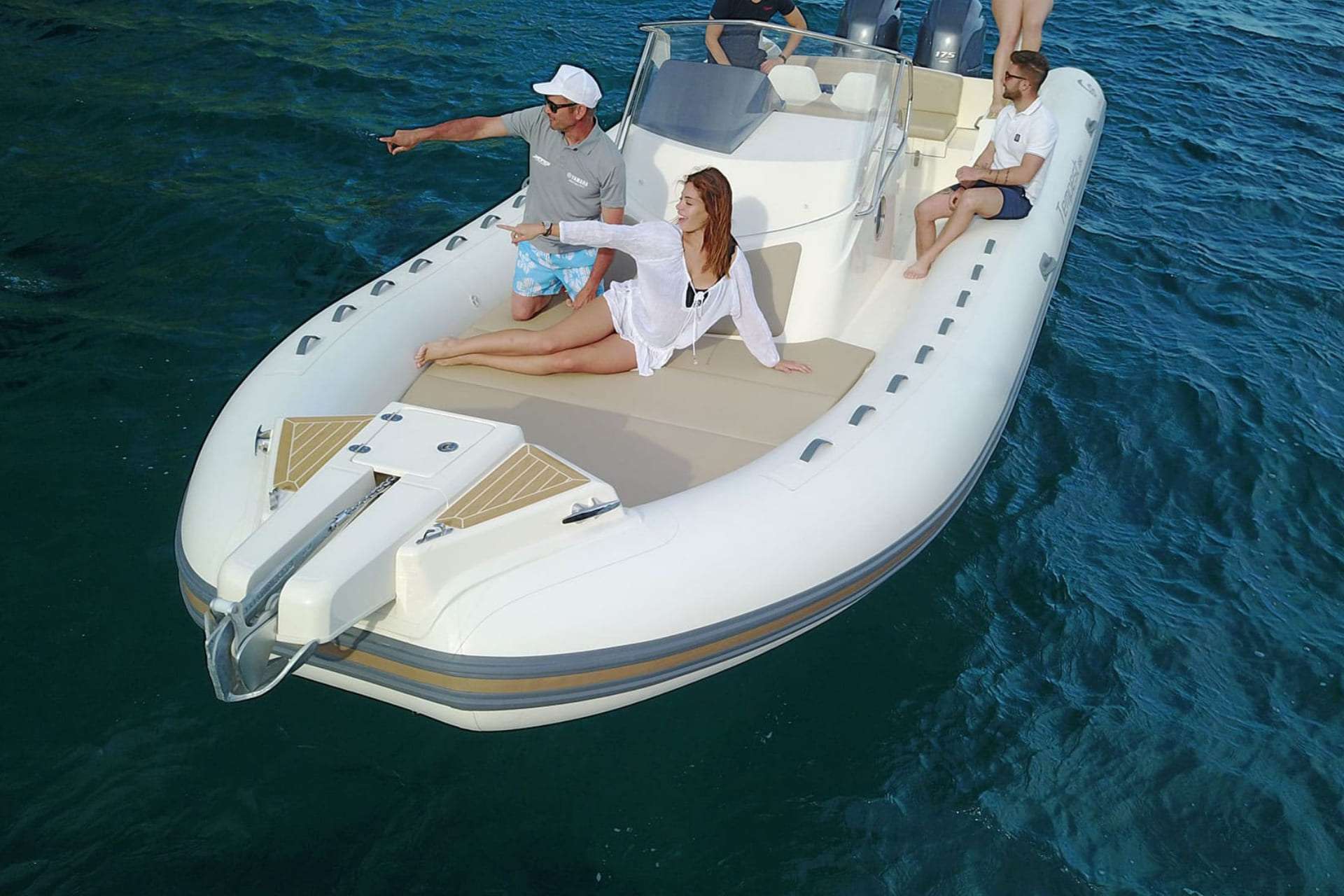 Tempest 850 WA - Yacht Charter Cogolin & Boat hire in France French Riviera St. Tropez Saint Tropez 4