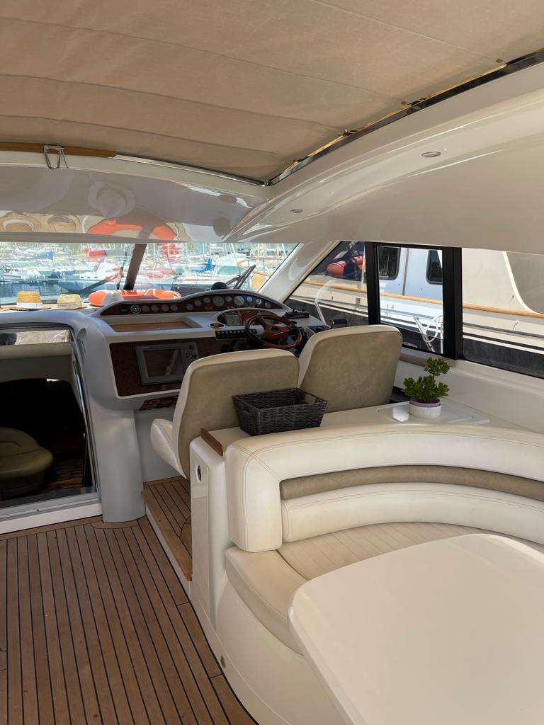 Princess V65 - Yacht Charter Cannes & Boat hire in France French Riviera Cannes Vieux port de Vallauris 4