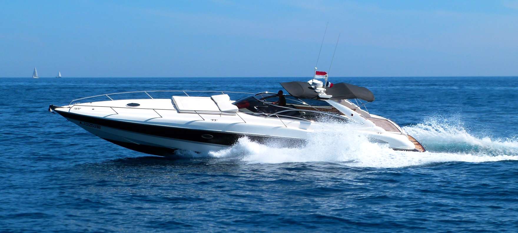 Sunseeker 48 - Motor Boat Charter France & Boat hire in France French Riviera Cannes Vieux port de Vallauris 4