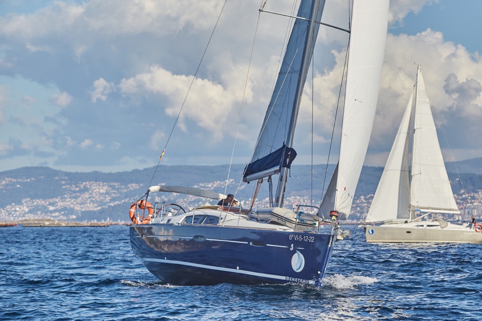 Beneteau 405 - Yacht Charter Pontevedra & Boat hire in Spain Galicia Pontevedra Real Club Nautico de Vigo 4