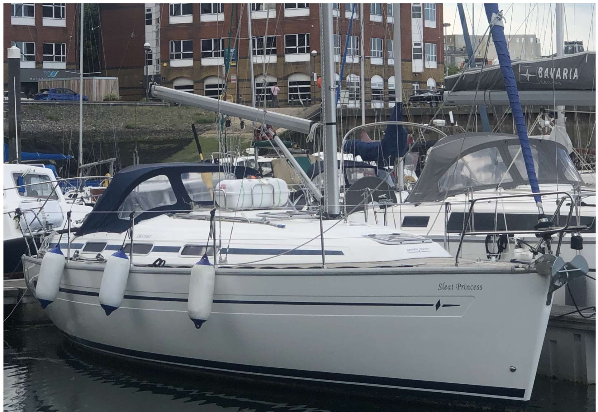 Cruiser 32 - Yacht Charter The Solent & Boat hire in United Kingdom England The Solent Southampton Southampton 1