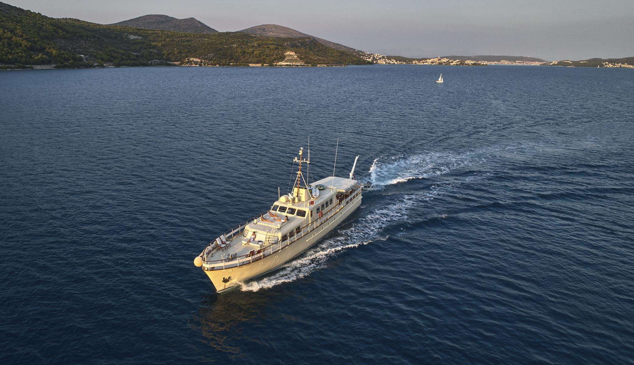 Play Fellow - Yacht Charter Zaton & Boat hire in Croatia 1