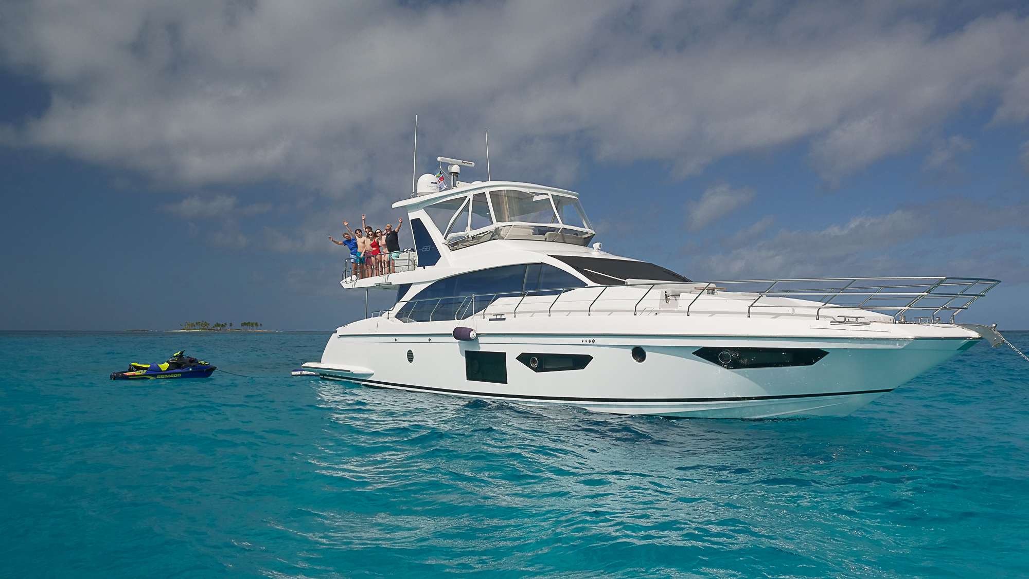 LIQUID ASSET  - Motor Boat Charter USA & Boat hire in US East Coast & Bahamas 1