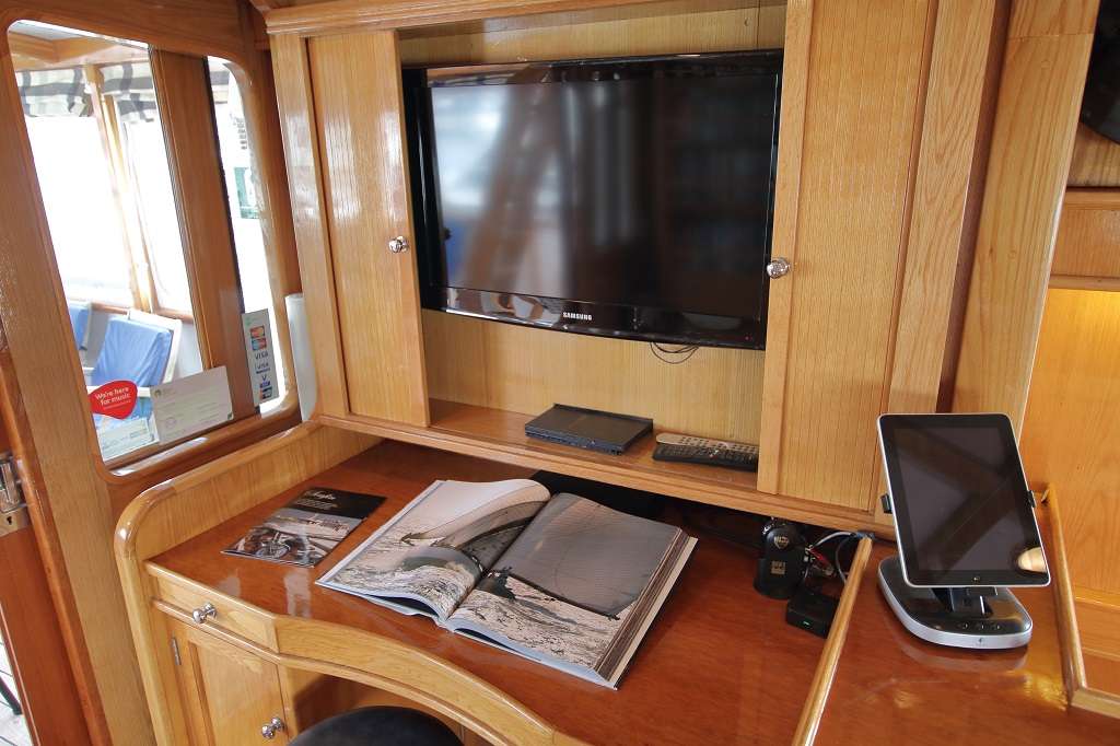 Seafin - Yacht Charter Southampton & Boat hire in United Kingdom England The Solent Southampton Southampton 6