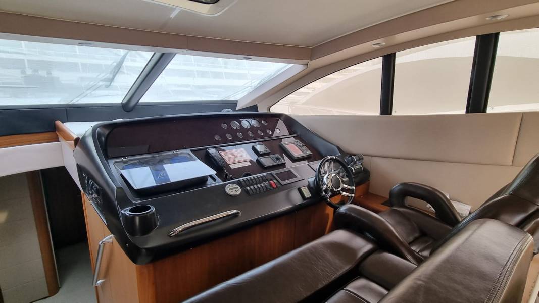 Sunseeker Predator 62 - 3 + 1 cab. - Yacht Charter Podstrana & Boat hire in Croatia Split-Dalmatia Split Podstrana Marina Lav 6