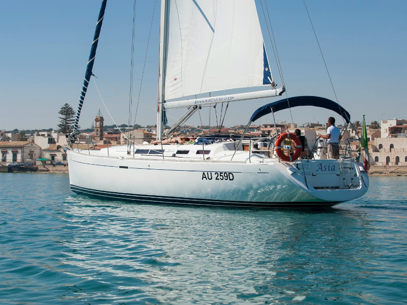 Dufour 455 - Yacht Charter Ragusa & Boat hire in Italy Sicily Ragusa Marina di Ragusa 2