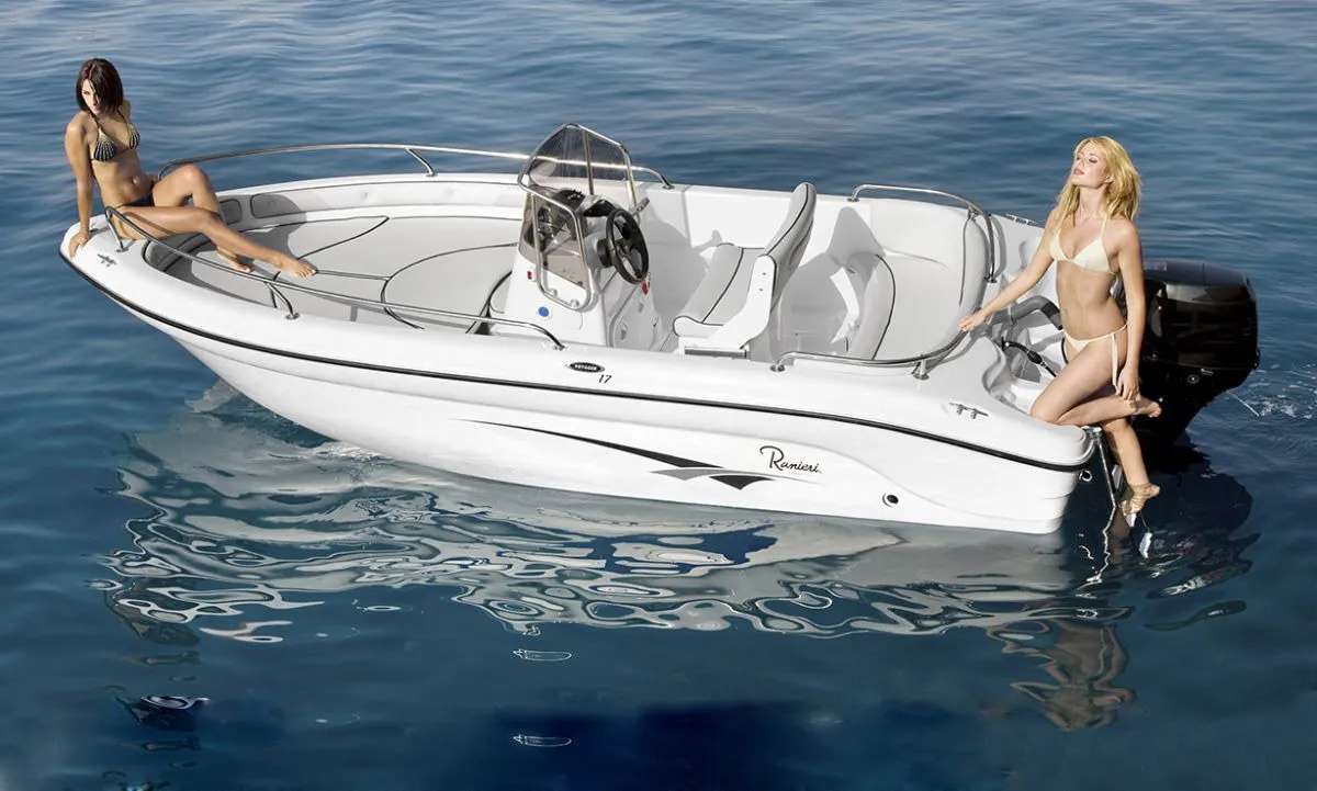 Shark 17 - Motor Boat Charter Sicily & Boat hire in Italy Sicily Catania Augusta 2