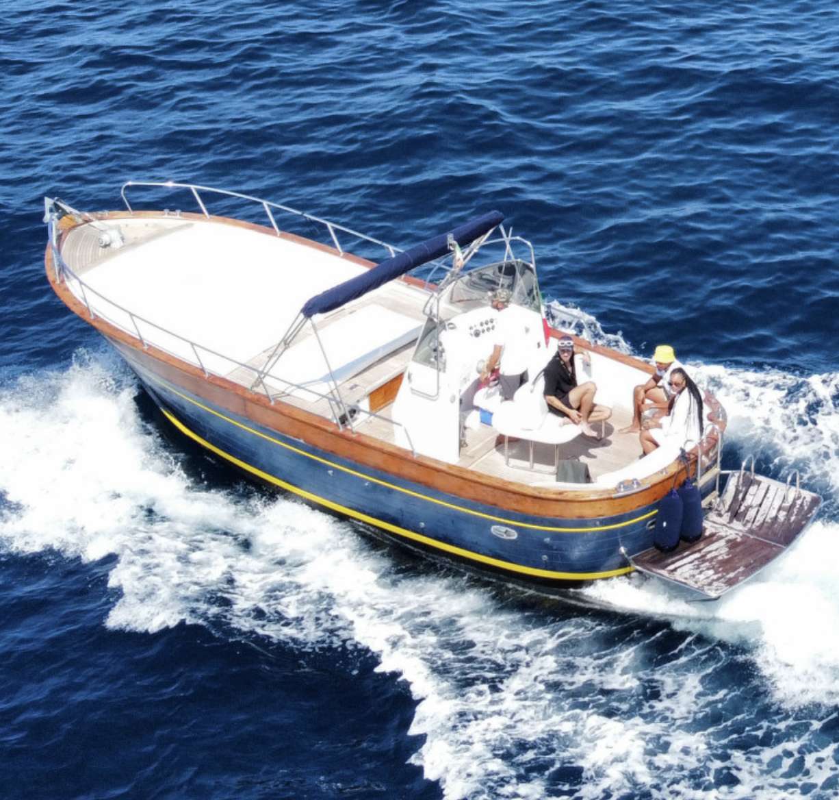 Apreamare 9 Cabinato - Yacht Charter Naples & Boat hire in Italy Campania Bay of Naples Sorrento Sorrento 2